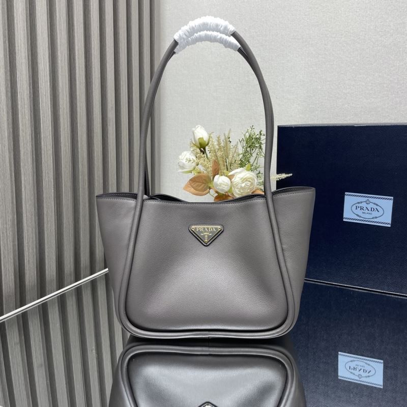 Pra*a bucket bags